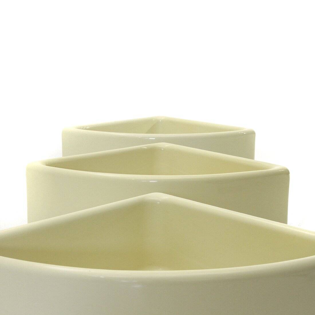 Elco white plaster corner flower pots, 1970s, set of 3.