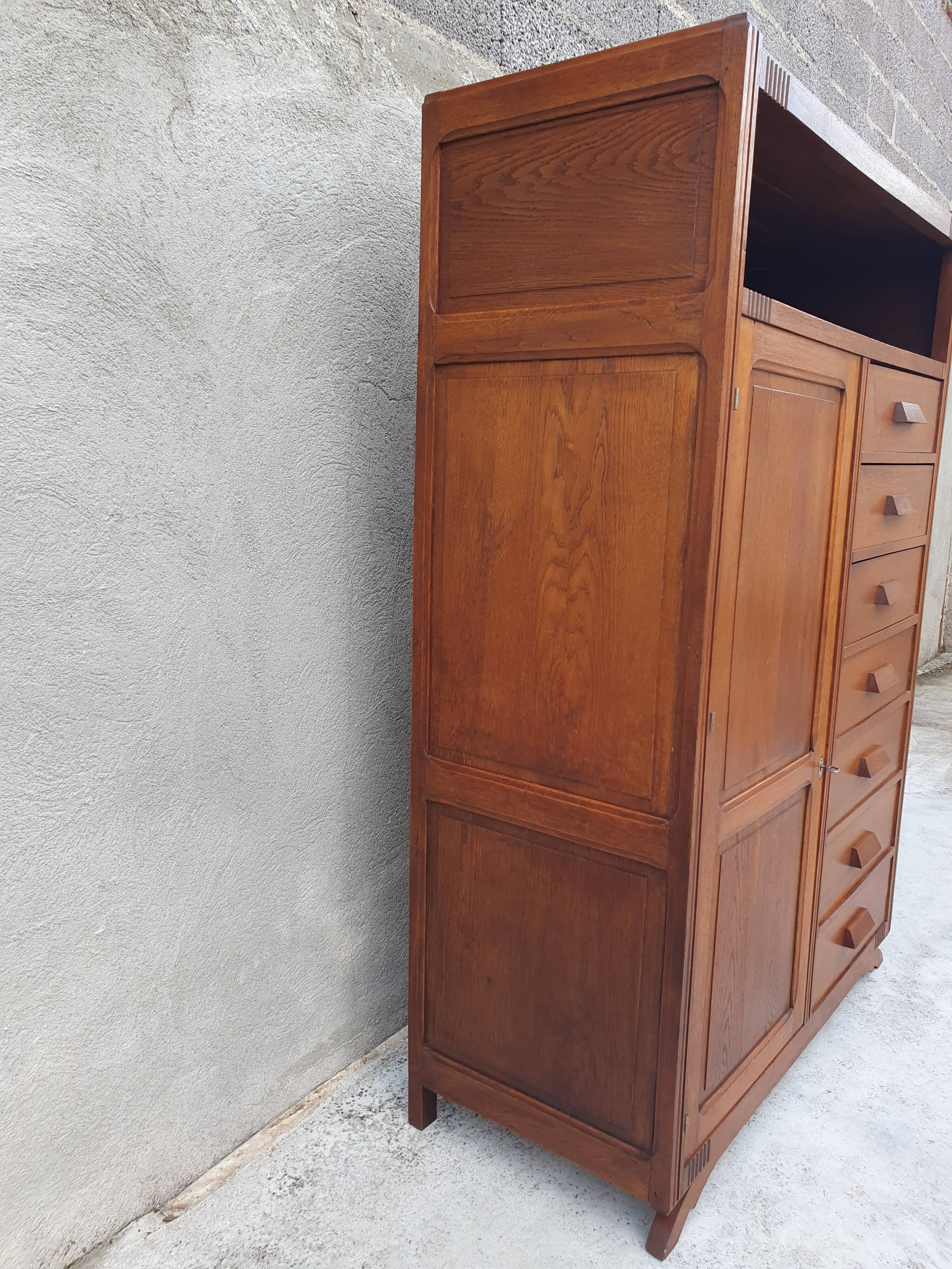 Armoire