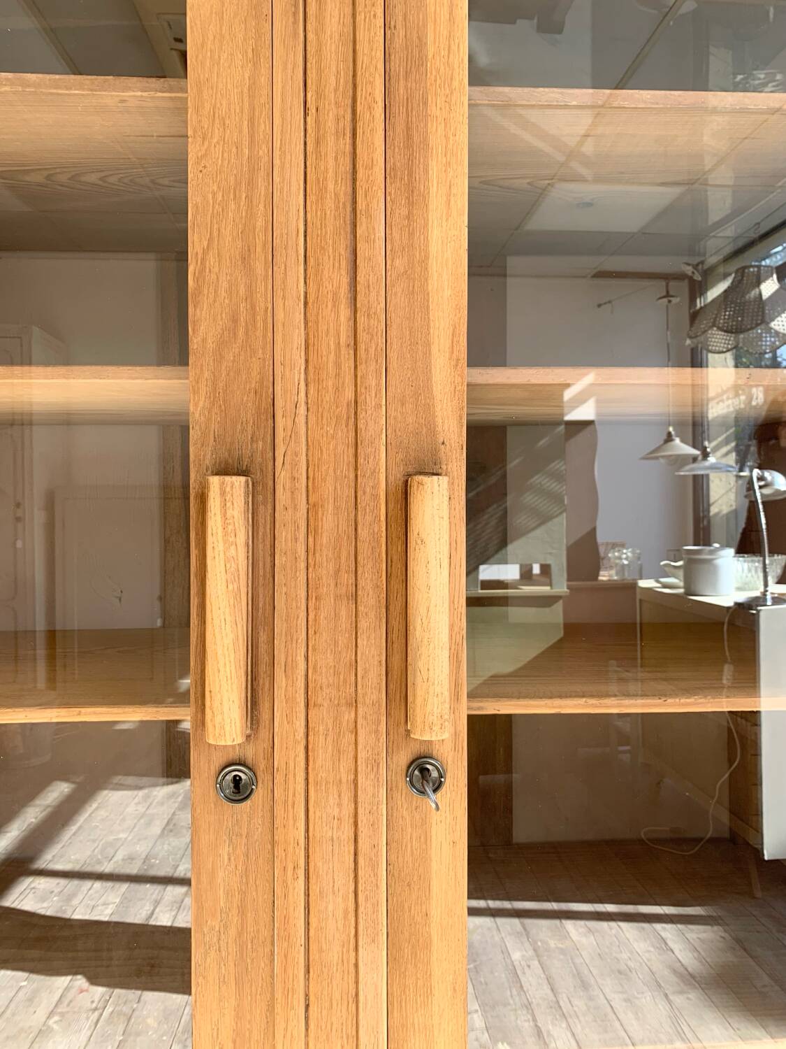 Art Deco glass cabinet