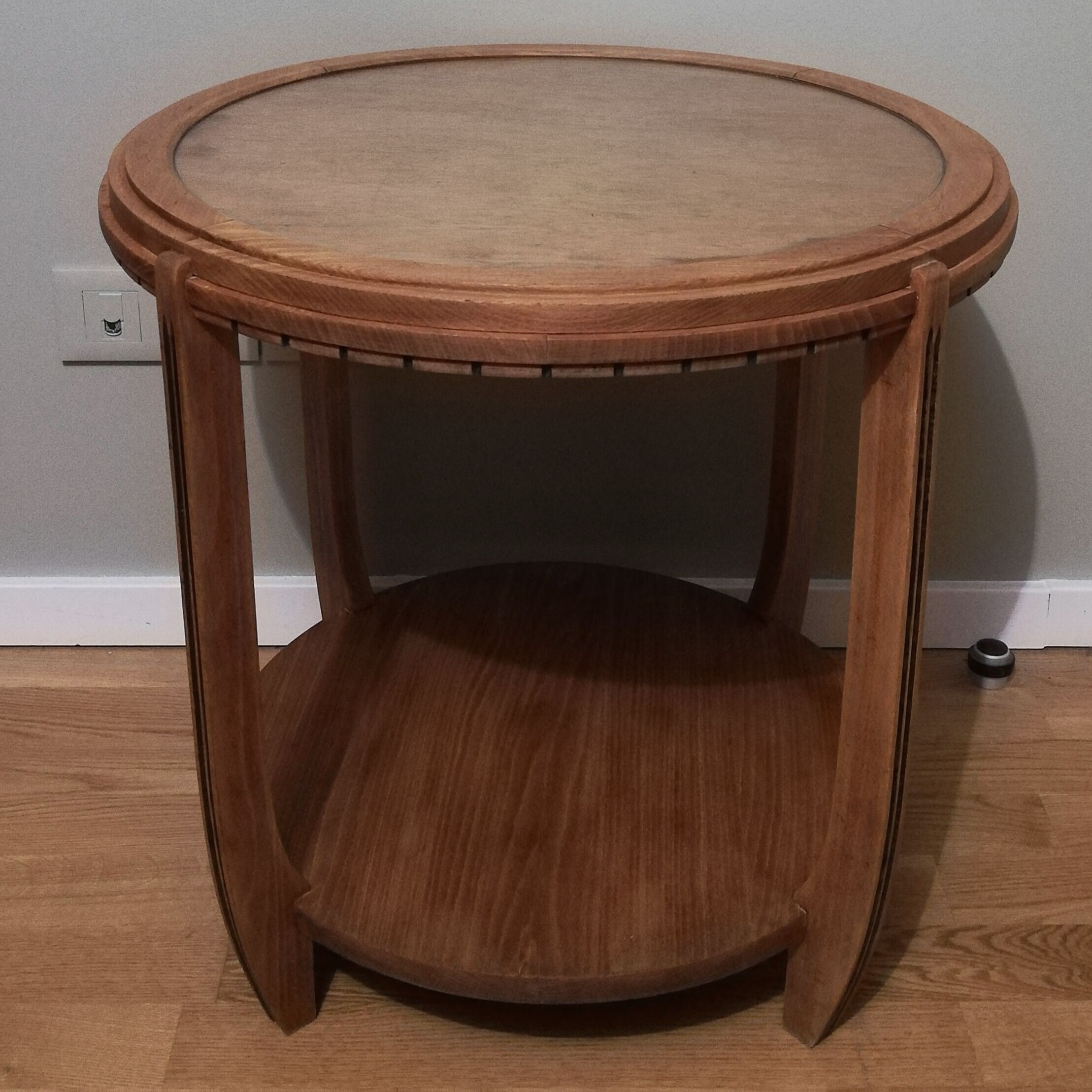 Pedestal table or art deco coffee table in walnut and glass top