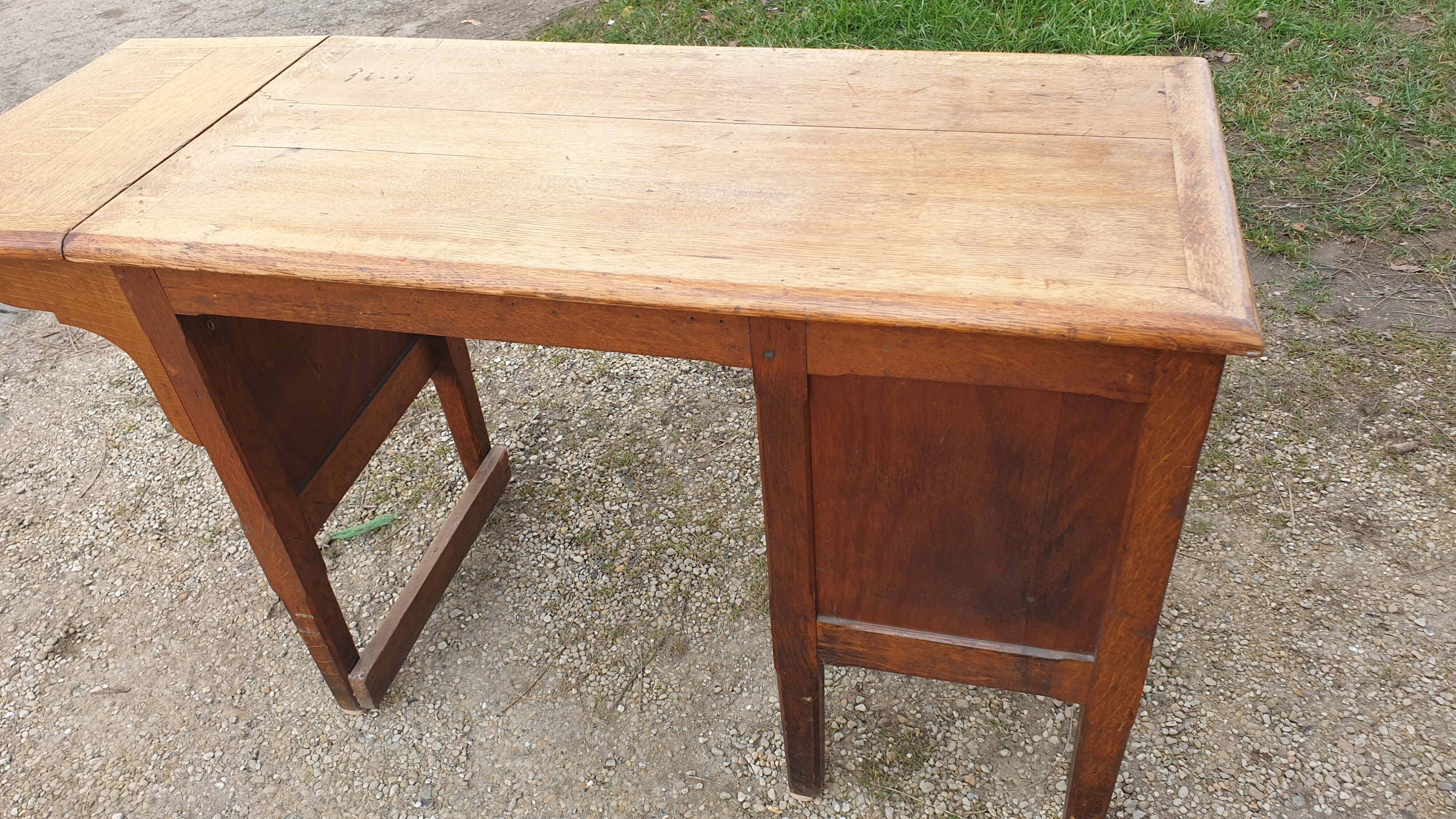 Administrative Office 50's