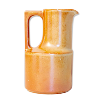 Milk pitcher in Brenne sandstone