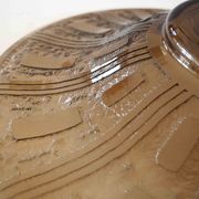 Plat Verror verre fumé gravé
