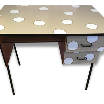 Office vintage polka dot