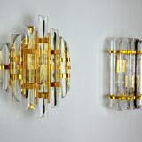 Duo of venini wall lamps, Murano, cut glass, Italy, 1970