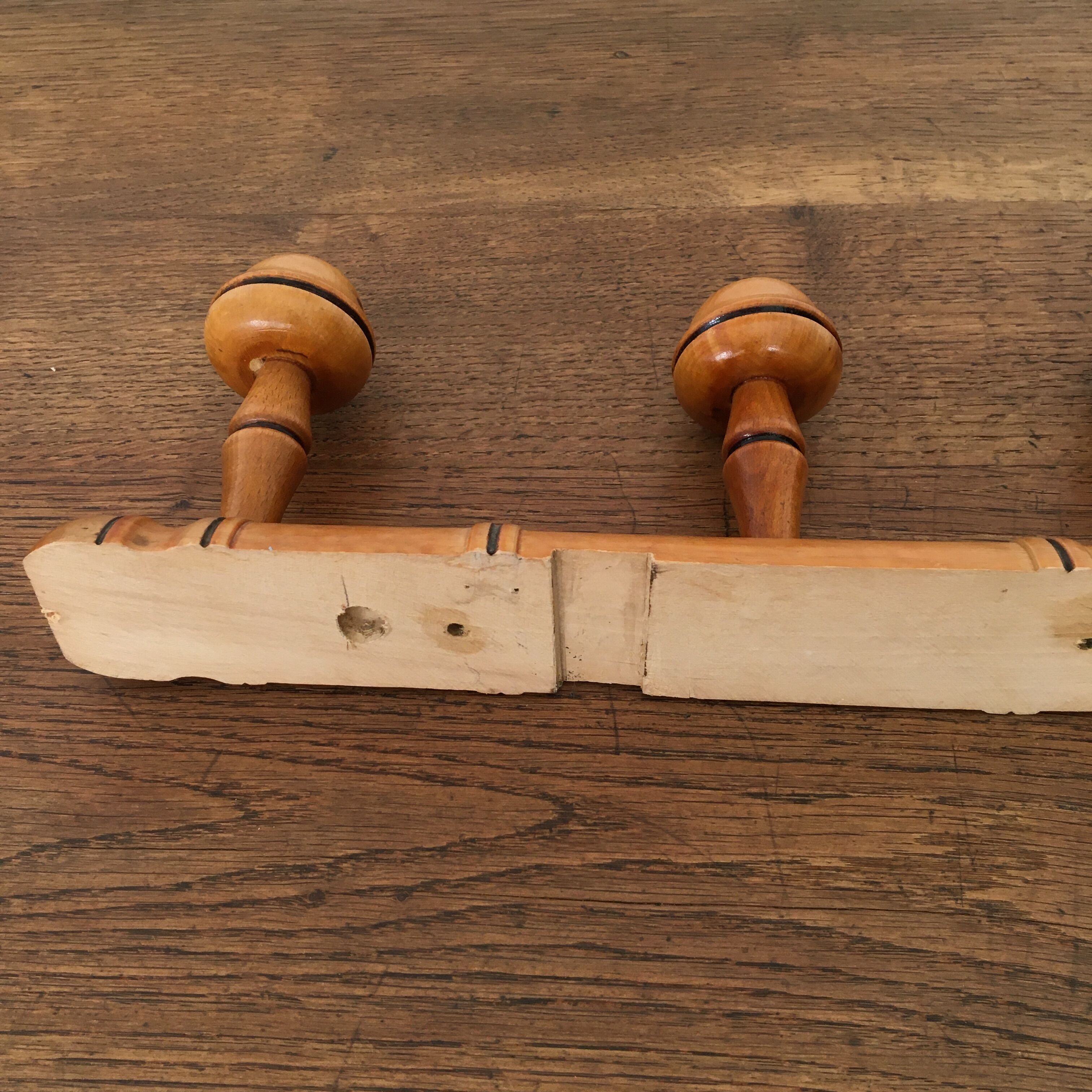 bamboo style wooden hook 5 supports