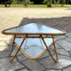 Table basse triangulaire vintage