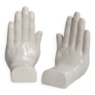 Hands bookends