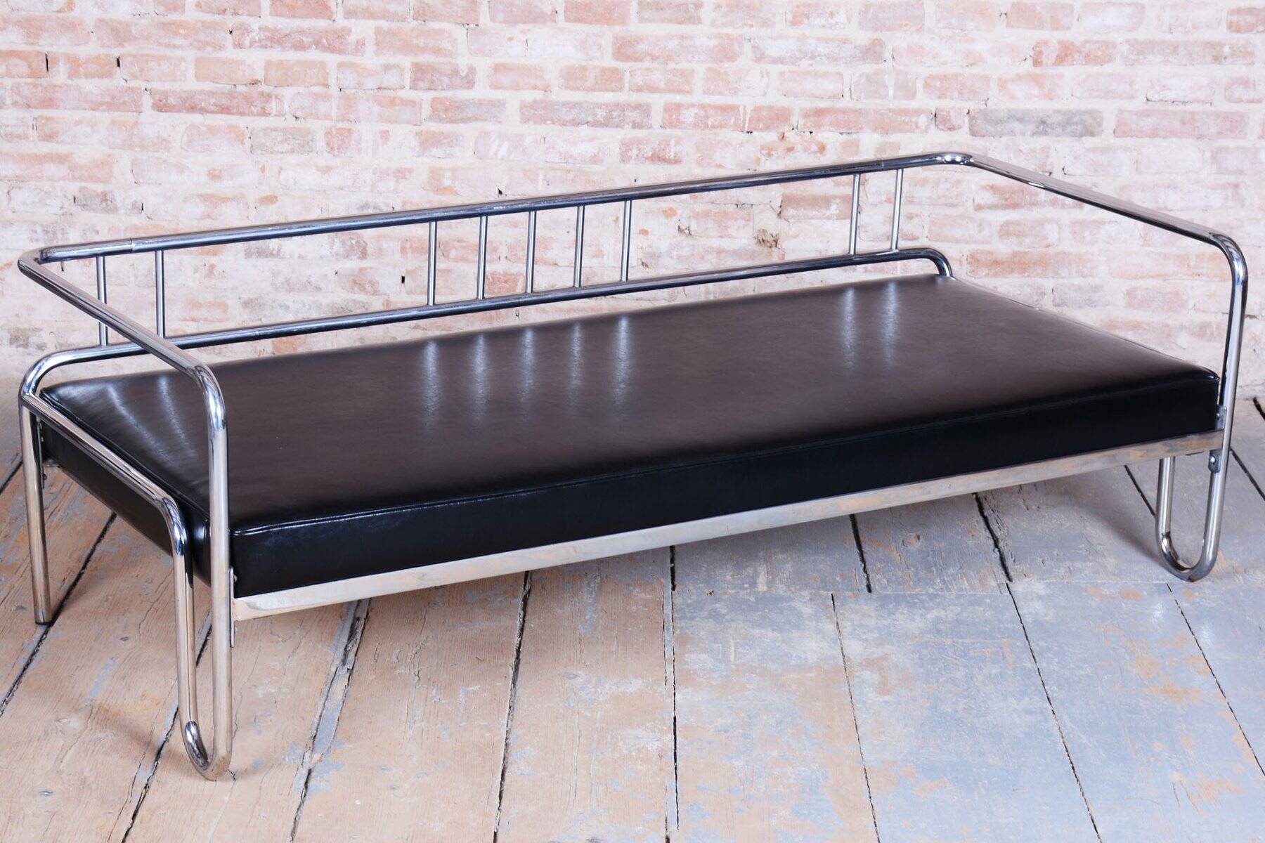 Sofa Bauhaus en acier chromé et cuir, tchèque, années 1930