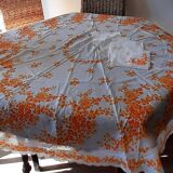 Vintage round tablecloth and napkins