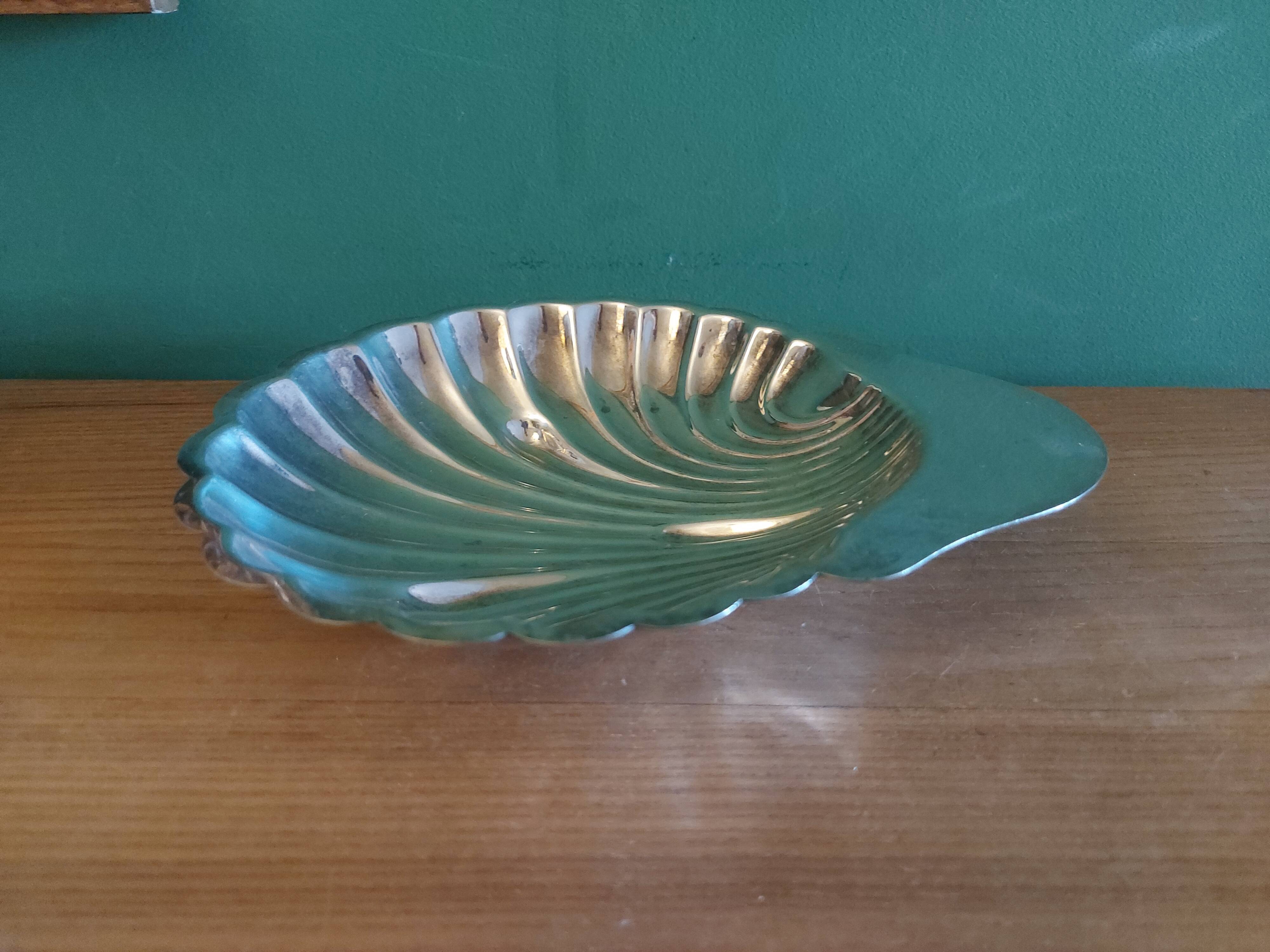 Silver metal scallop shell cup , Christofle , Fleuron