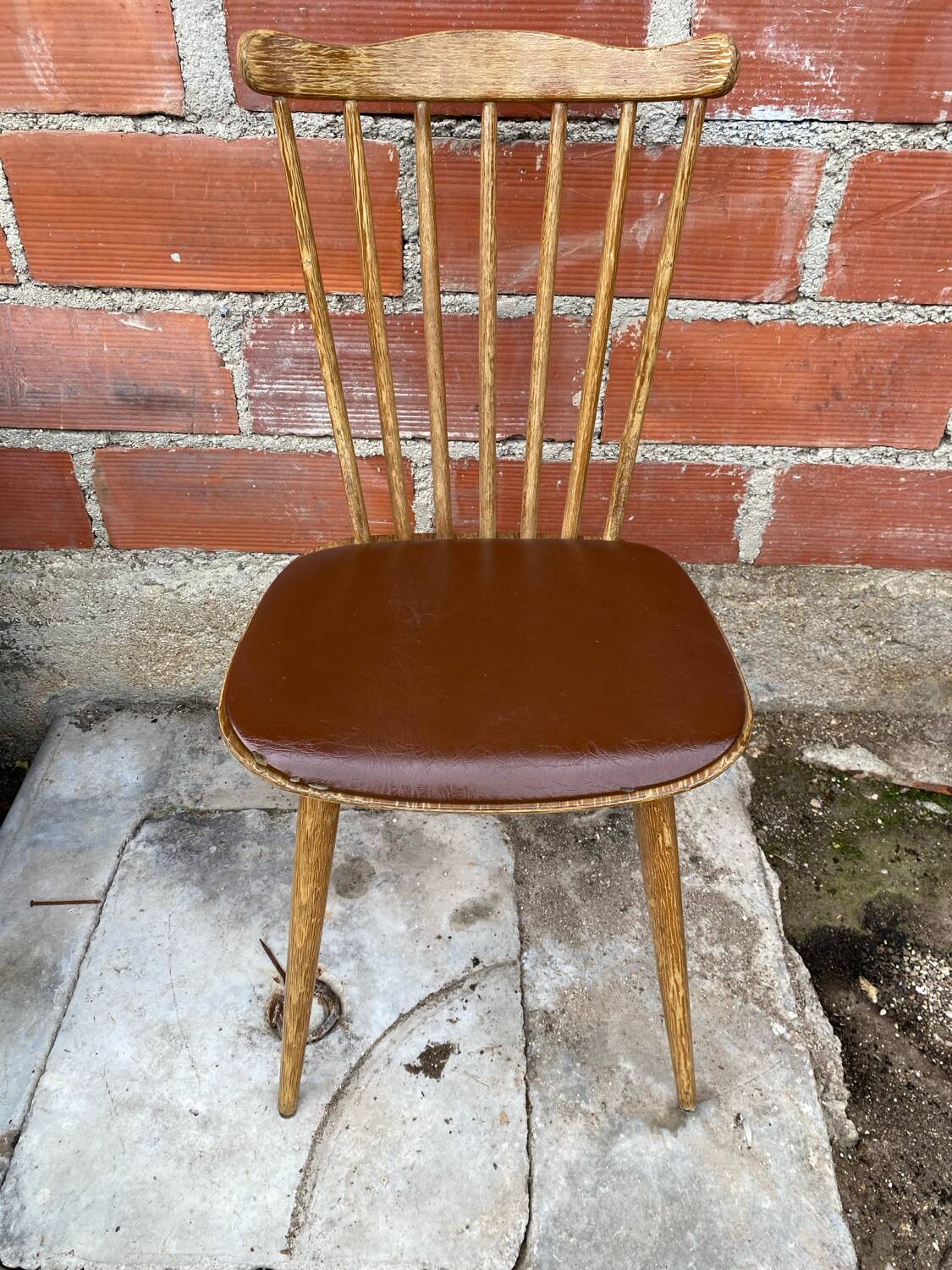 Antique baumann western chair wood + vintage brown leatherette seat