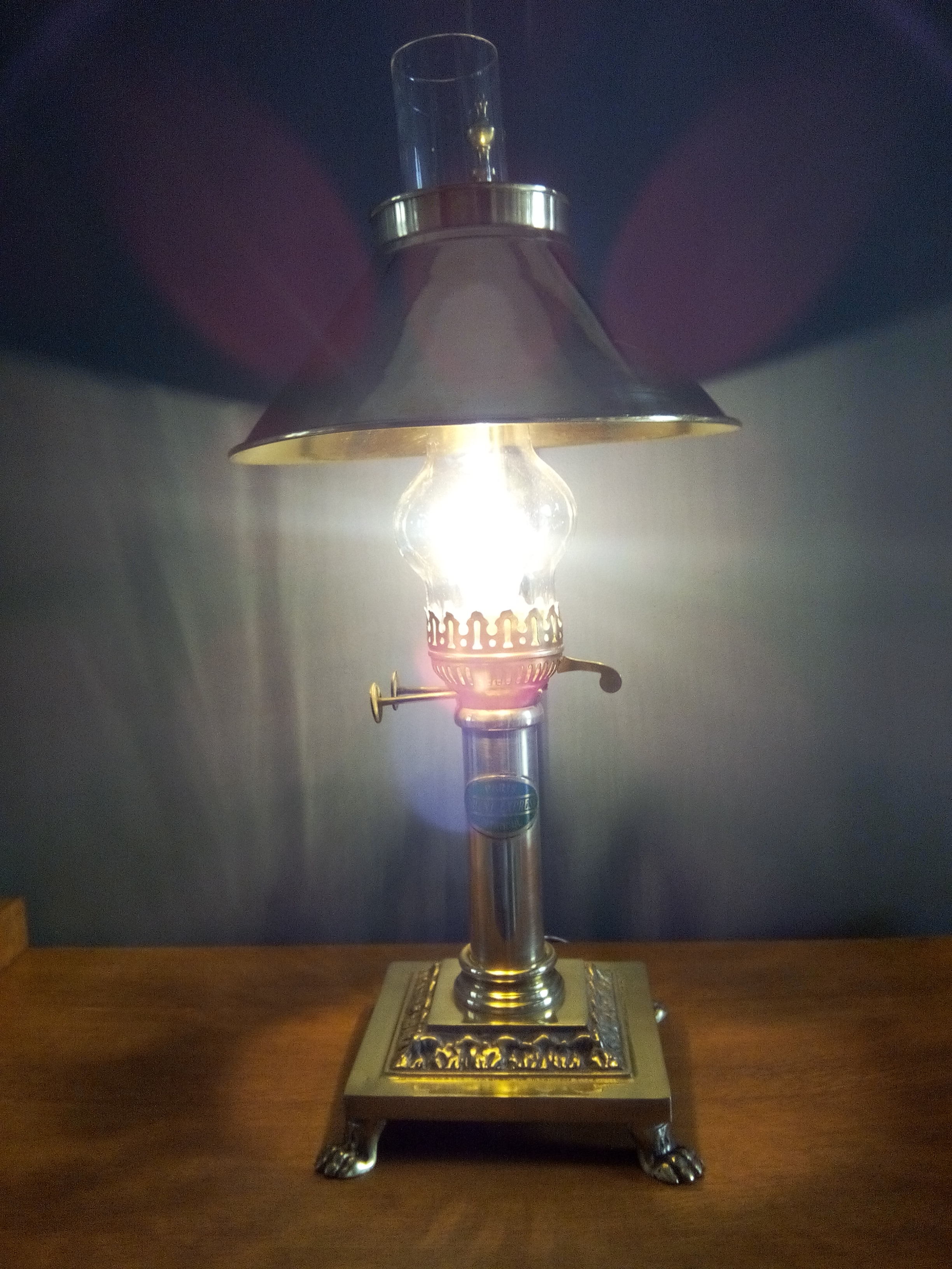 Contemporary laying lamp " orient express " bronze