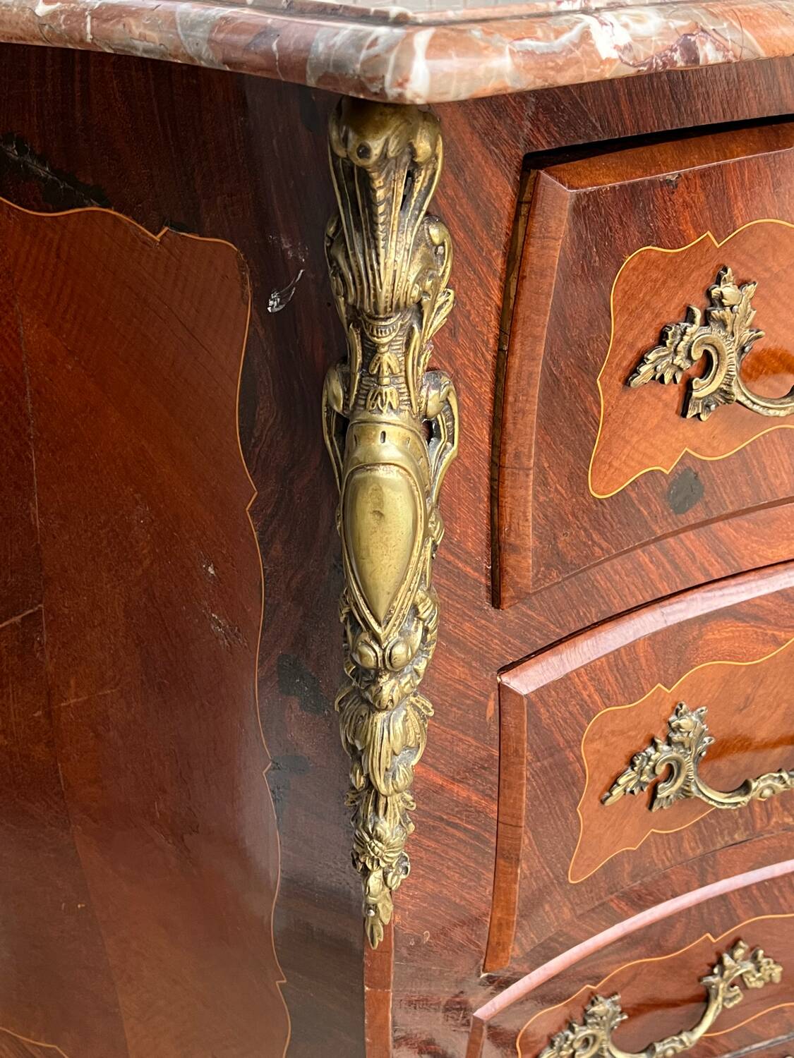 Louis XV chest of drawers