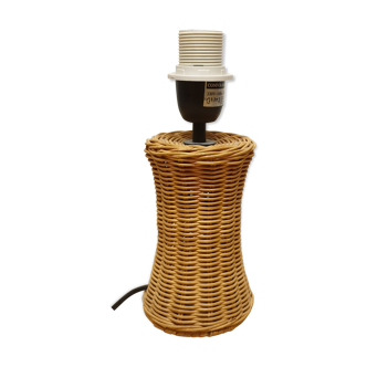 Wicker lamp foot