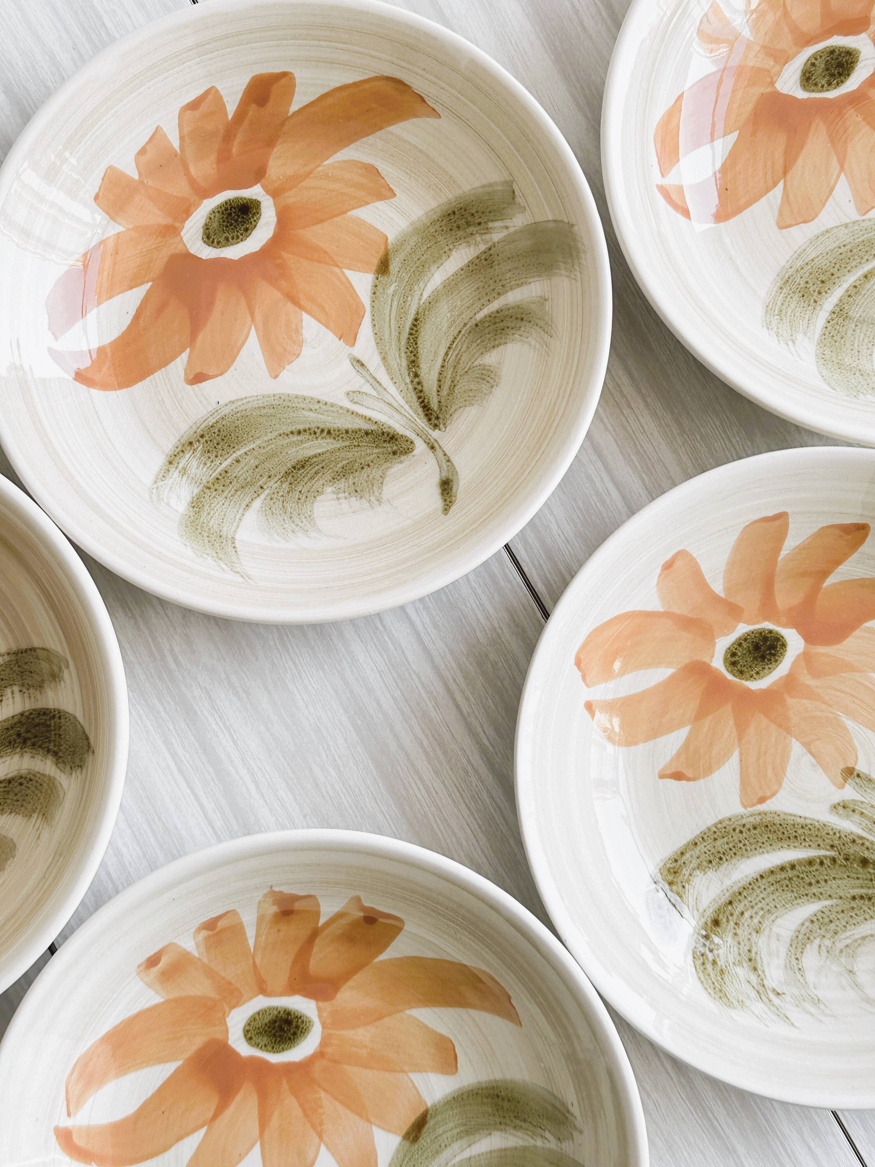 6 ceramic soup plates – hand-painted floral decoration