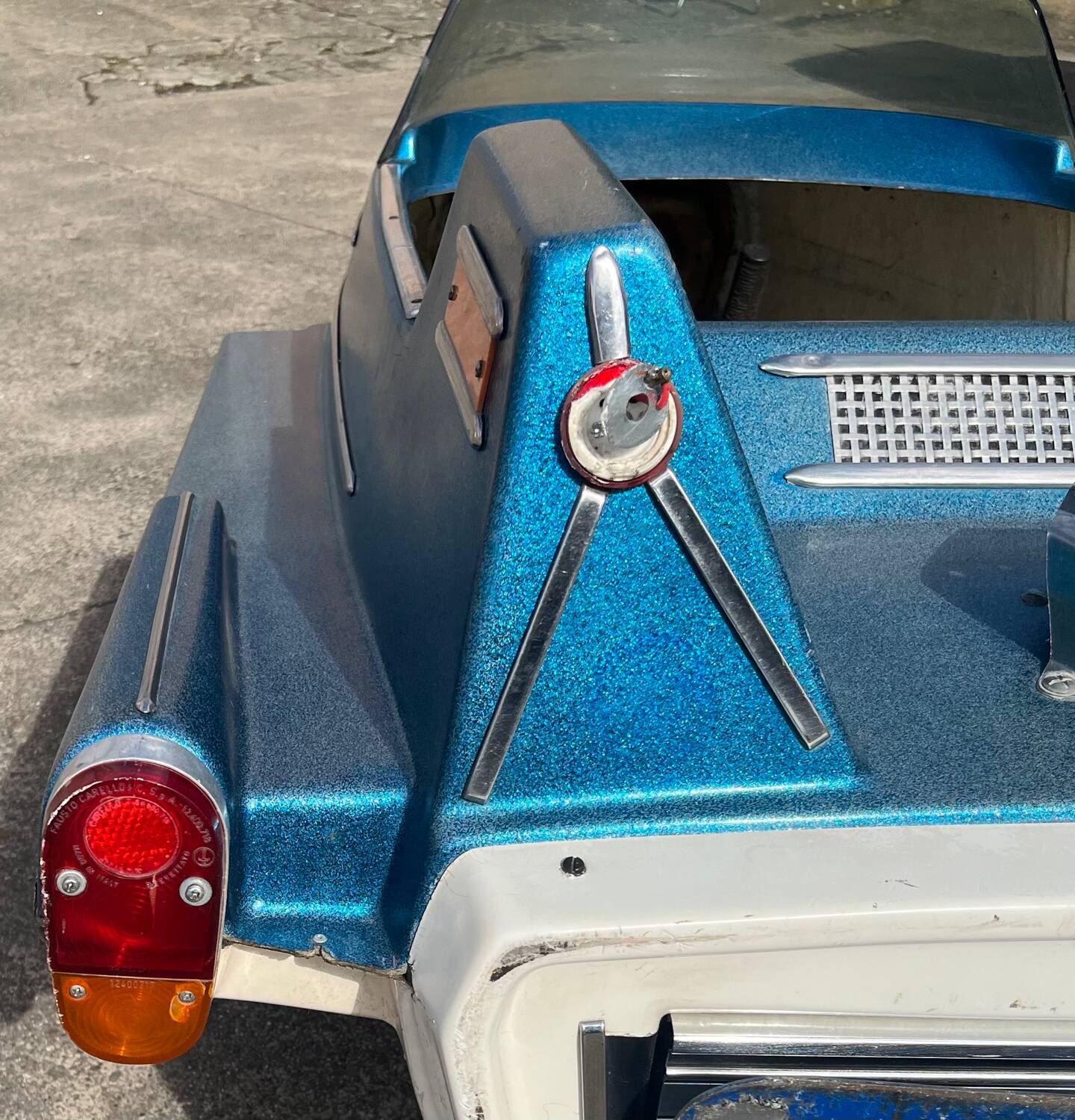 Space shuttle godbille ride subject