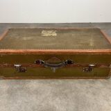“MallePlume Paris” cabin trunk