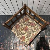 Upholstered corner chair