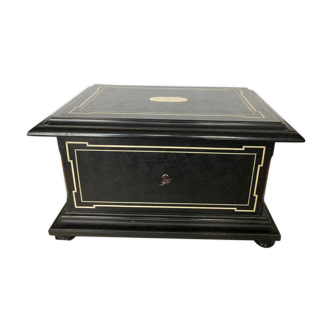 Napoleon III travel box