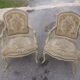Paire de fauteuils de style Louis XV patine ancienne