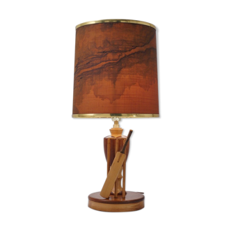 Lampe de table incrustée de bois de marqueterie, thème du cricket sportif, années 1950, anglais, recâblé