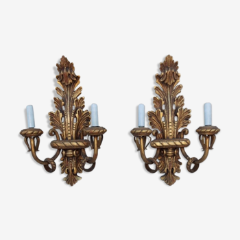 Pair of carved gilded wooden wall light