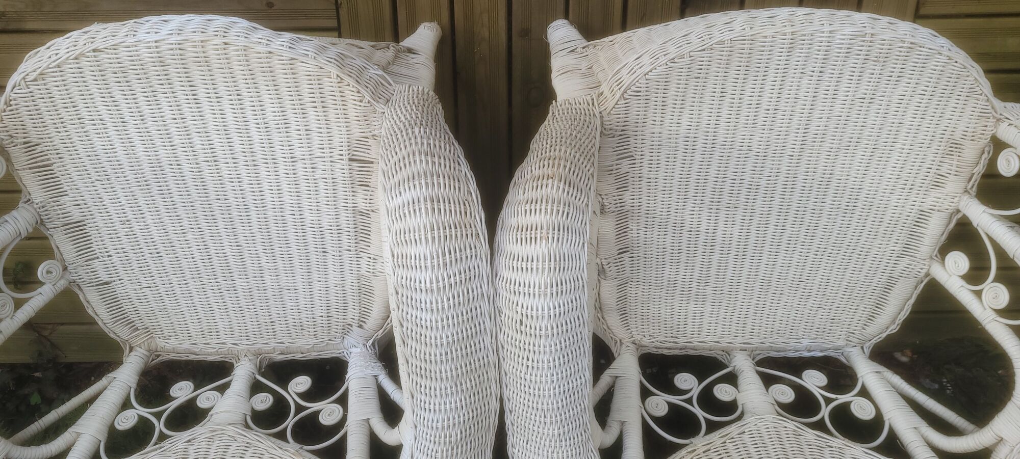 Vintage peacock rattan garden furniture