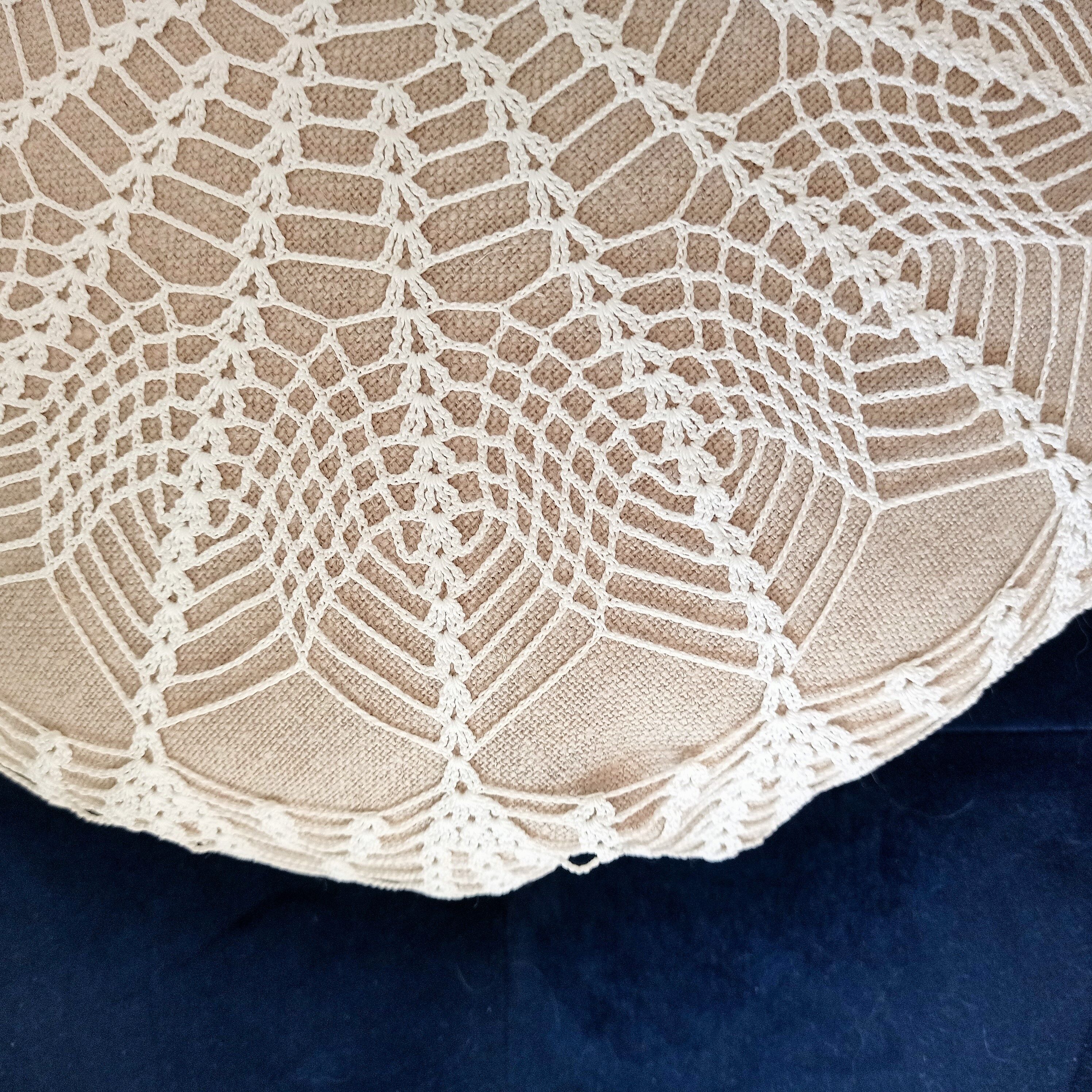 Coussin rond crochet