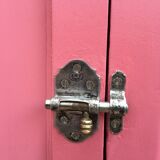 Parisian wardrobe bonnetière