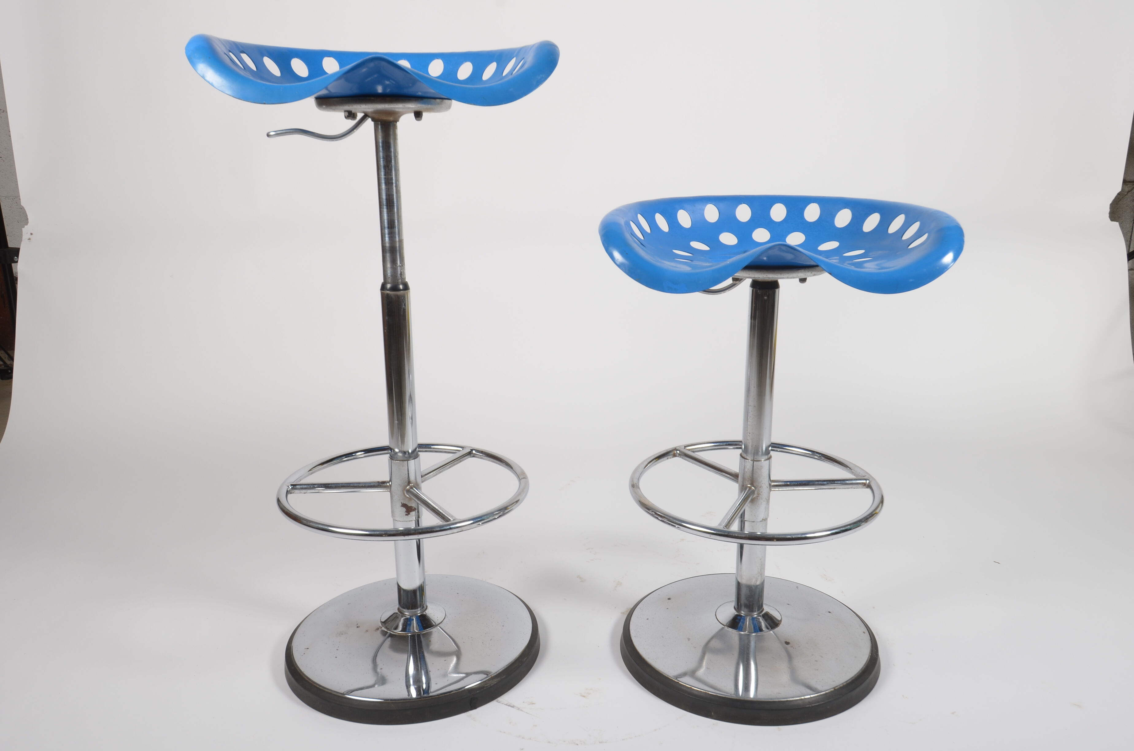 Tabourets "Faucheuse" E. Fermigier pour Mirima