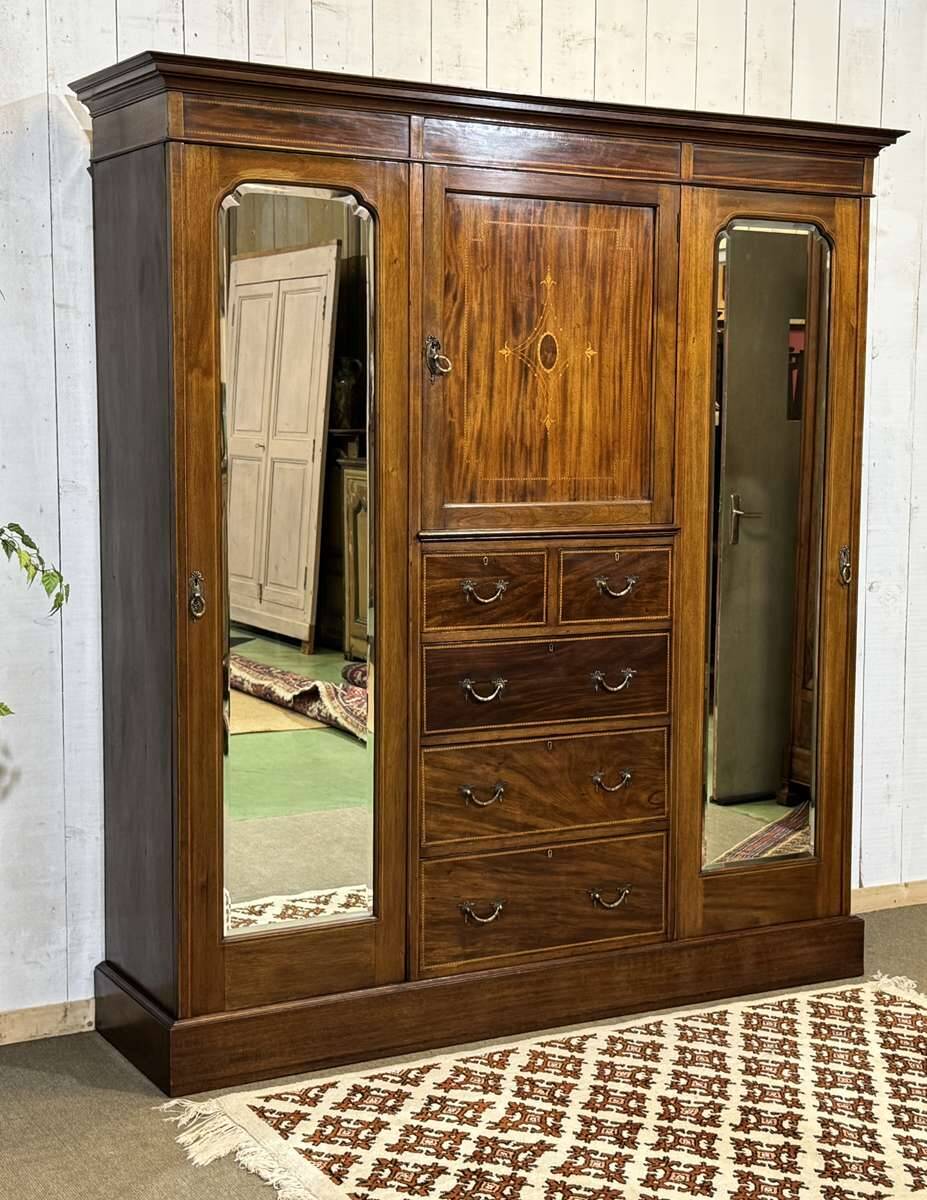 Armoire dressing anglaise en acajou 19ème