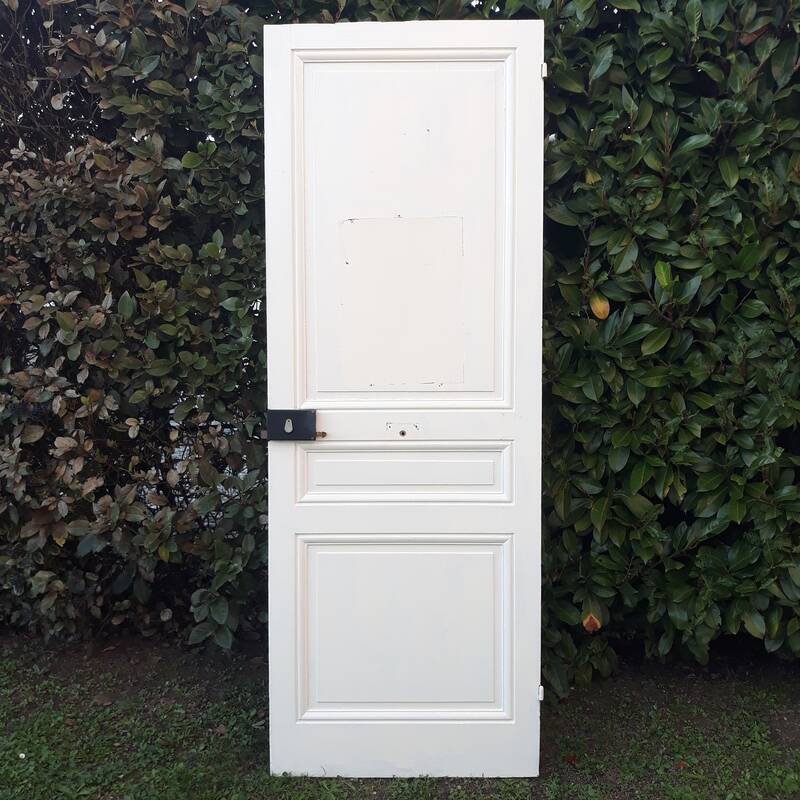 Communication door H219.5xL80cm, old panelled and moulded.