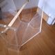 Porte revue en plexiglas David Lange pour Roche Bobois