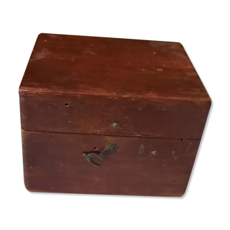 Wooden box