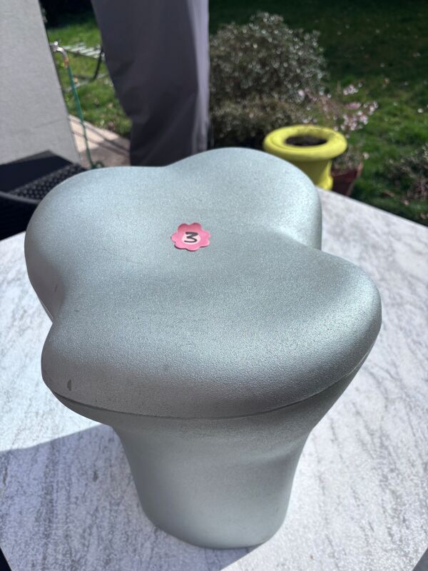 Tabouret Tooth par Starck
