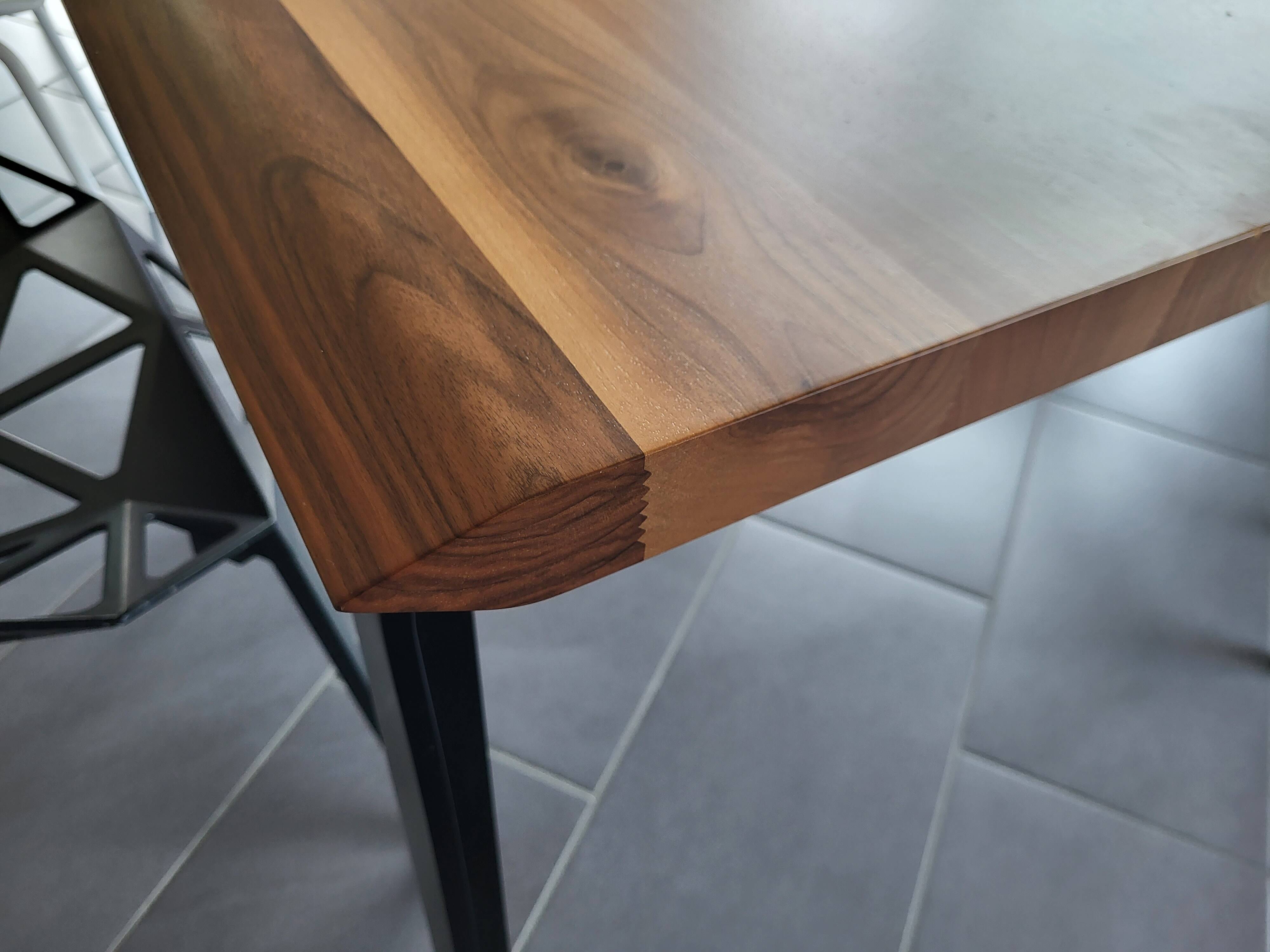 Table Odessa Ligne Roset