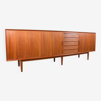 Great Danish Teak Enfilade model 76 by Arne Vodder for Sibast 1958.