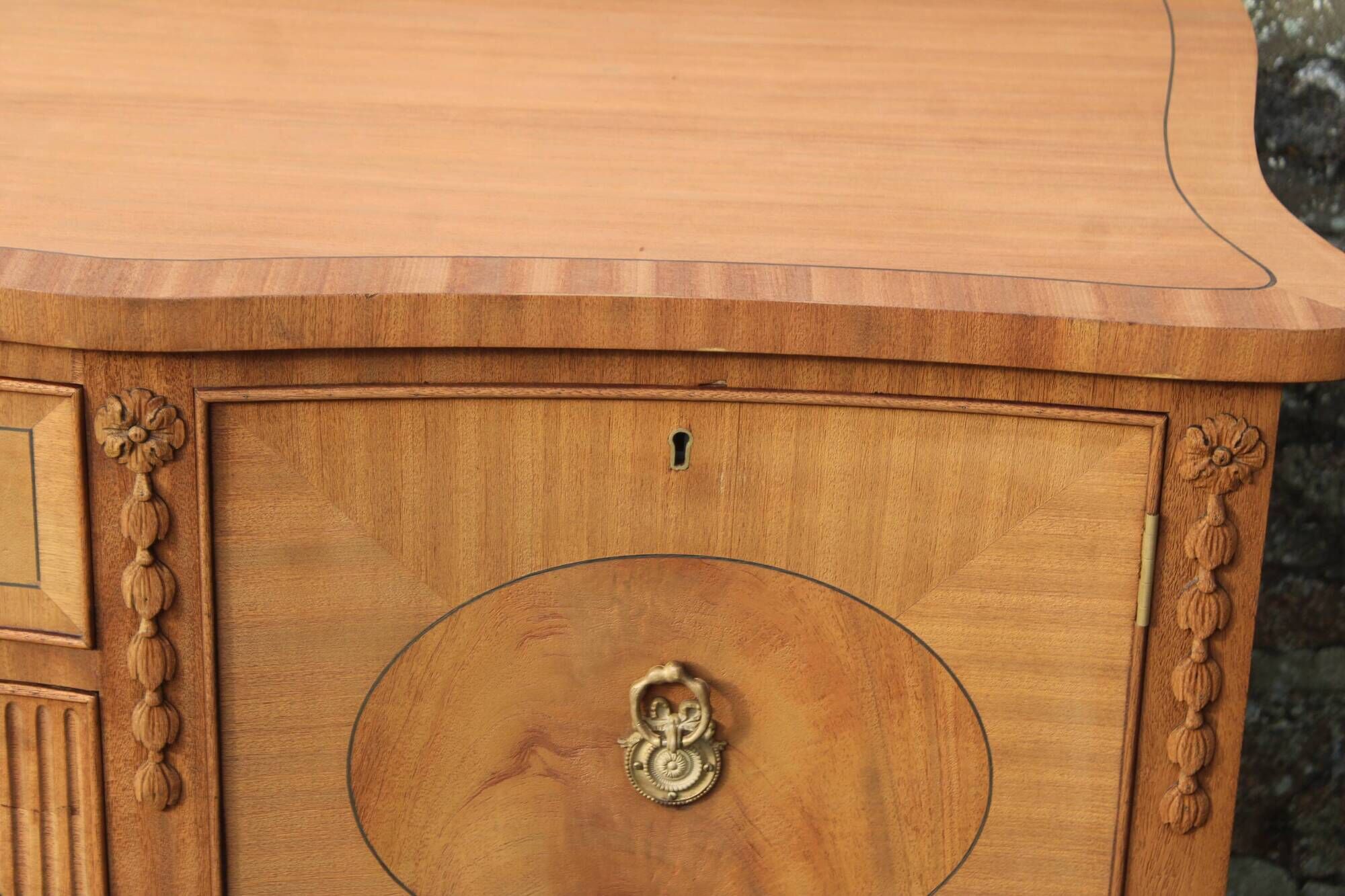 English-made enfilade in Louis XVI style with light wood veneers.