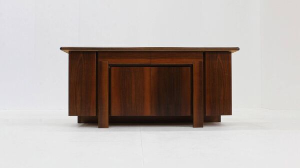 Buffet italien en noyer, années 1960