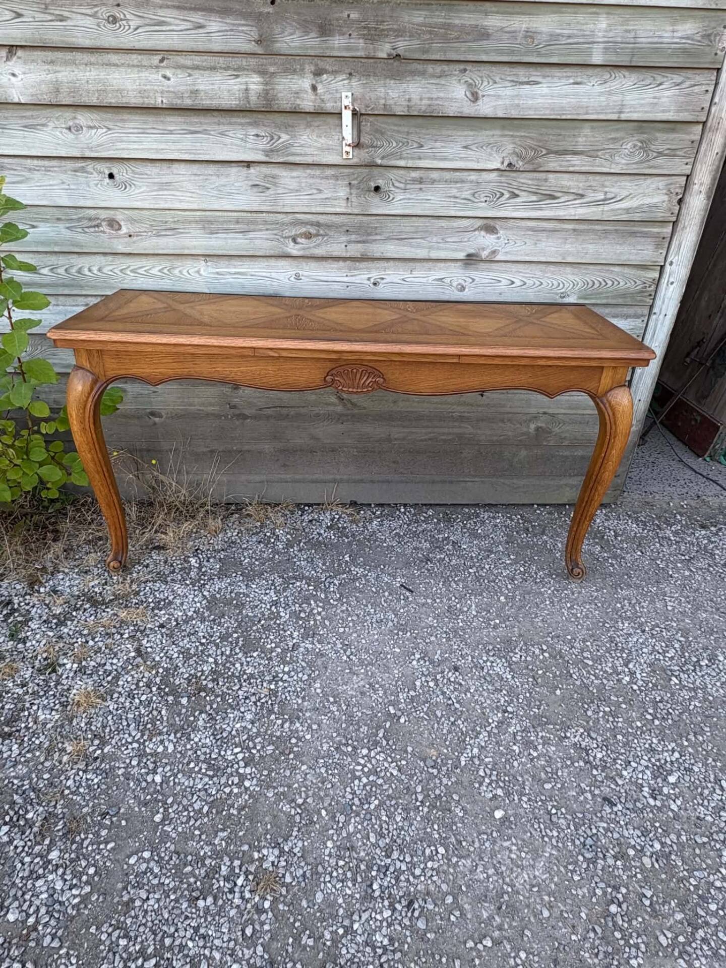 Console style Louis XV en bois