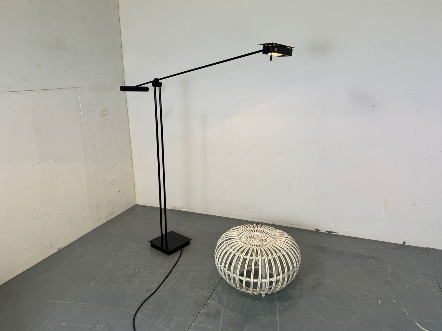 Iconic Black Samurai Floor Lamp by Shigeaki Asahari for Stilnovo, 1980