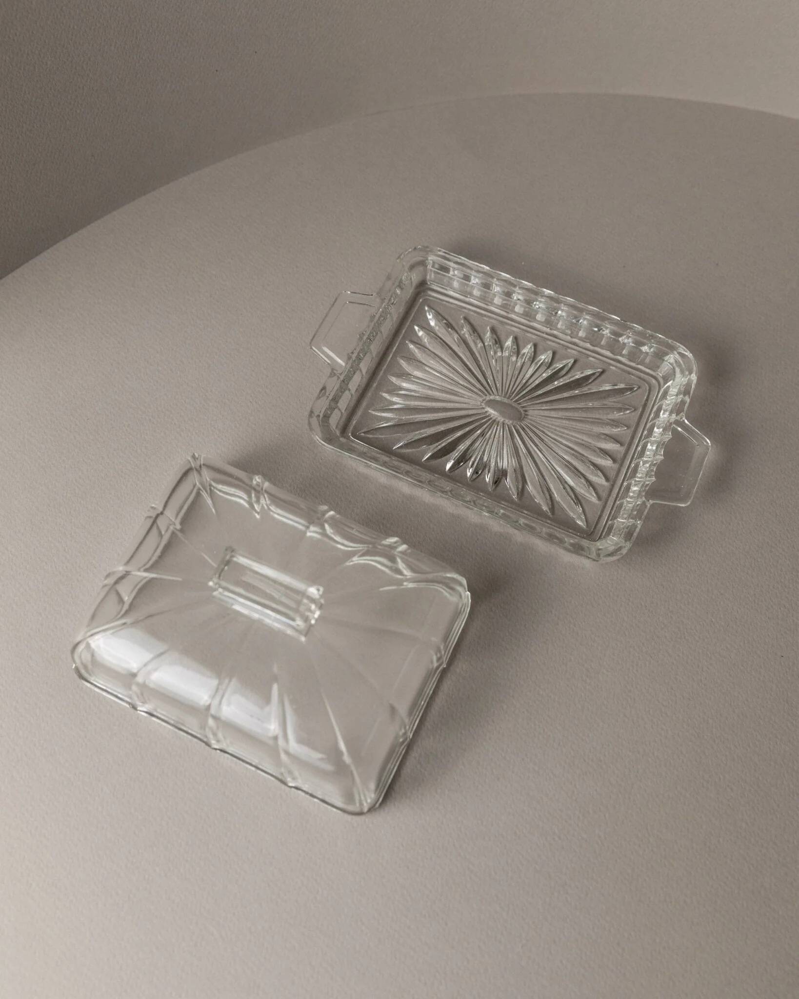 Clear glass butter dish, vintage Art Deco, 1940s Italy - timeless tableware