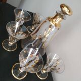 Carafe and its glasses