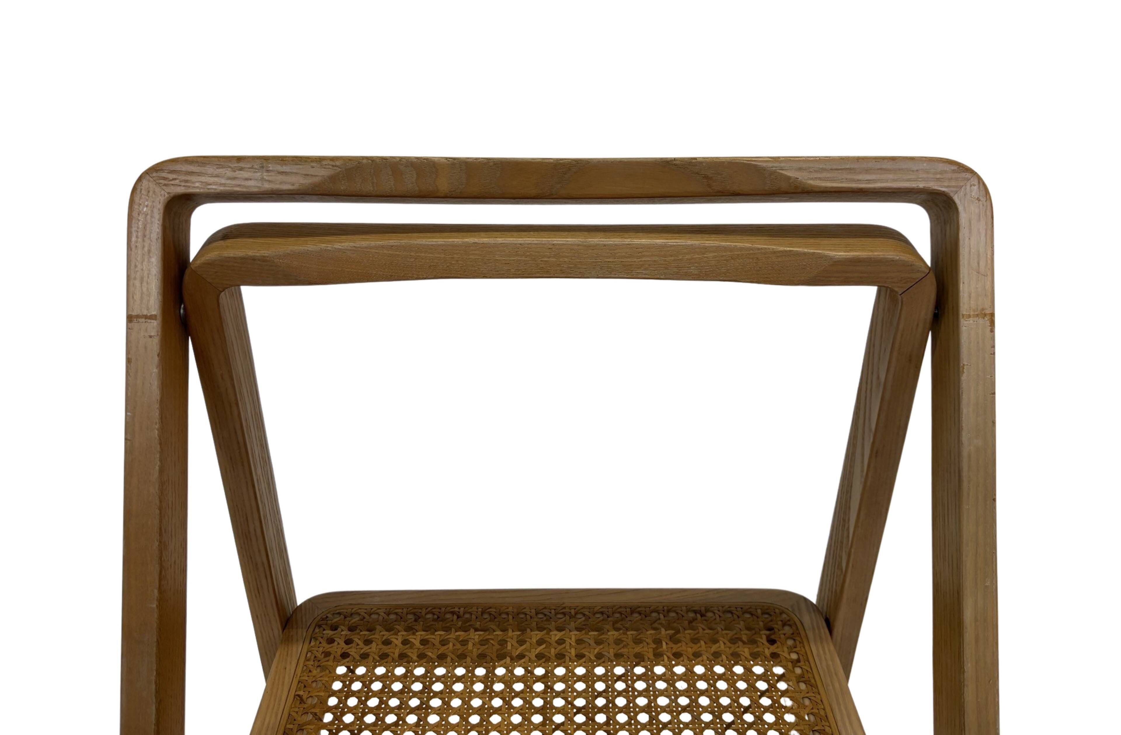 Ensemble vintage de 4 chaises pliantes, design en sangle et bois, années 1970
