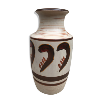 Vase ancien en céramique beige avec peinture décorative
