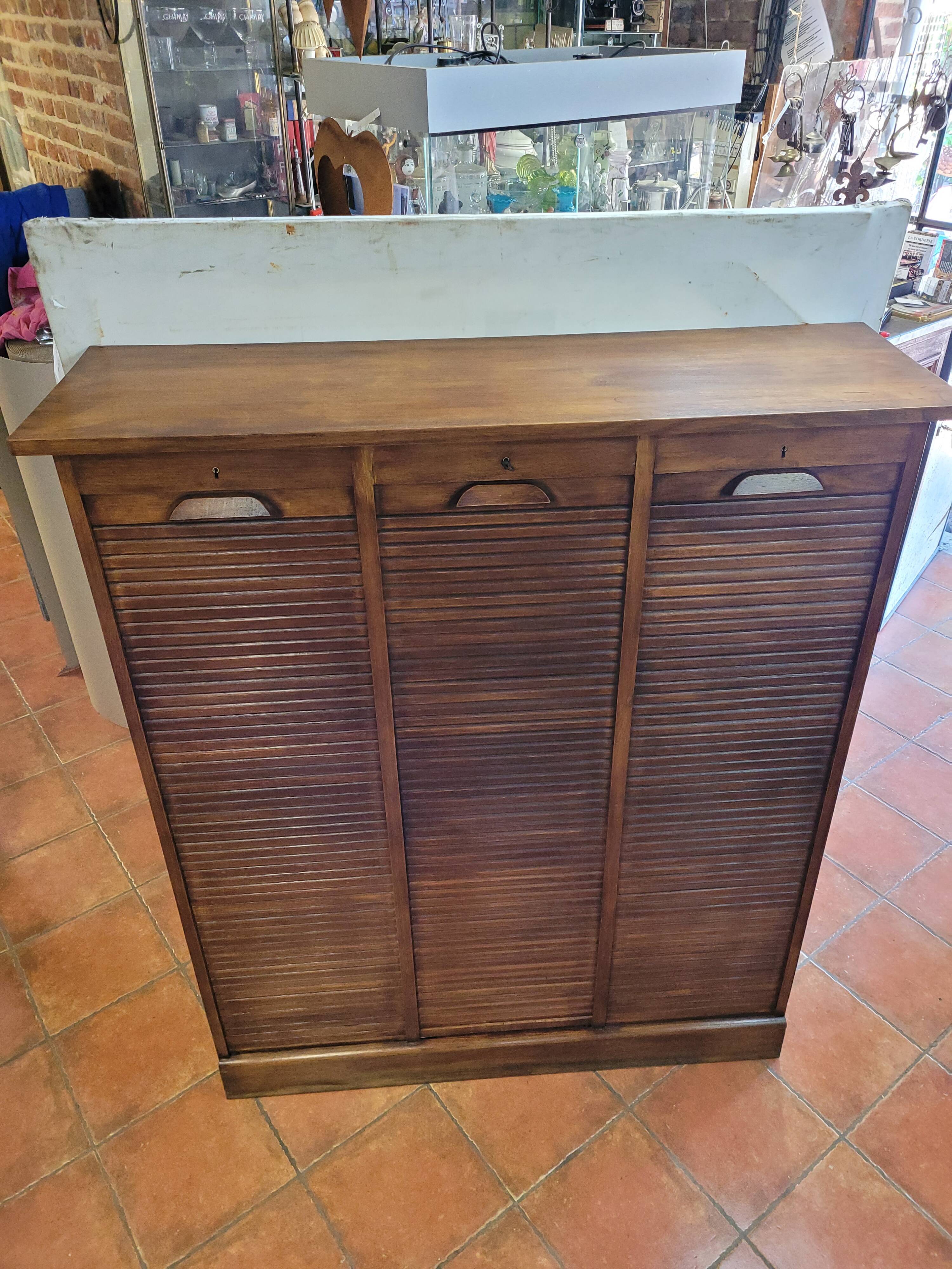 Solid oak triple curtain binder