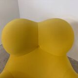 UP5_6 Big Mama Armchair - B&B Italia - Gaetano Pesce - yellow + pouf -