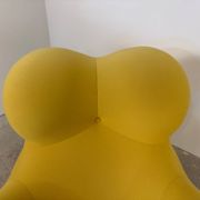 UP5_6 Big Mama Armchair - B&B Italia - Gaetano Pesce - yellow + pouf -
