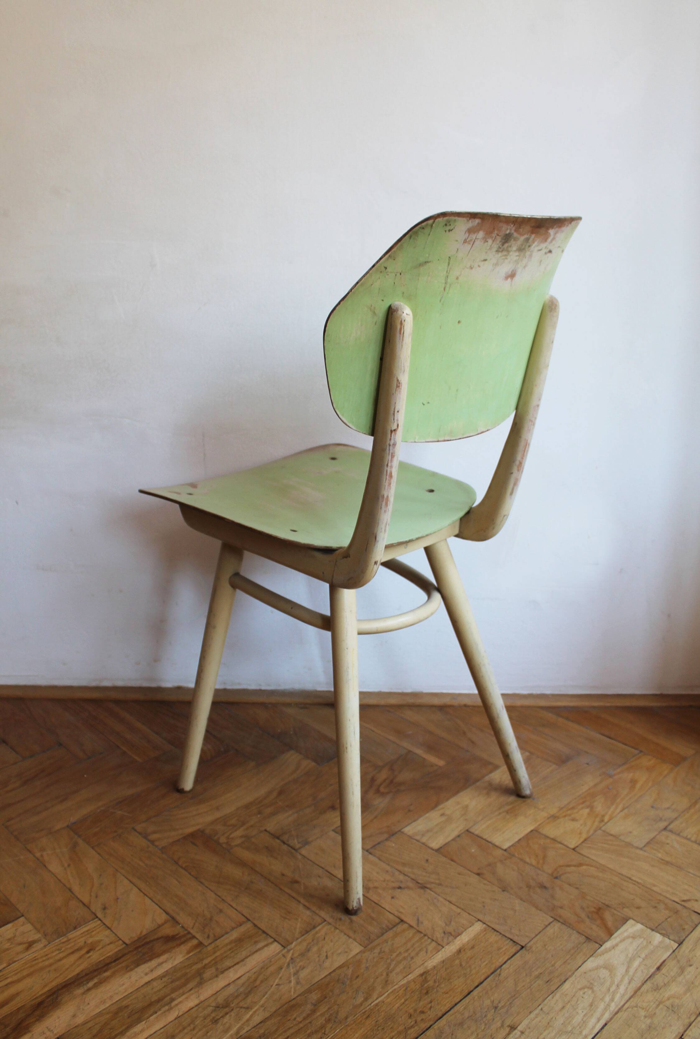 Set of 6 vintage TON chairs in painted wood, Czechoslovakia, 1964
